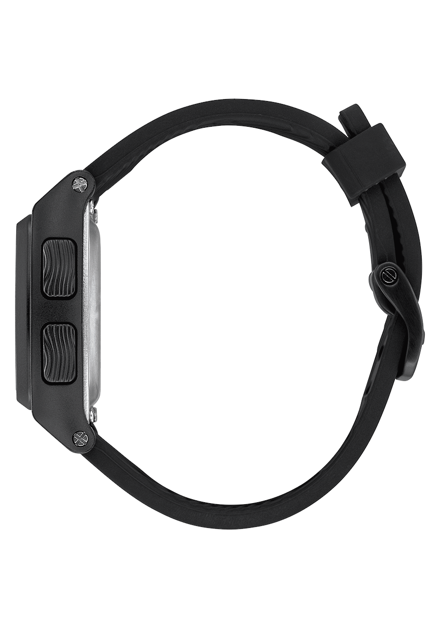 Rival - All Black View 2