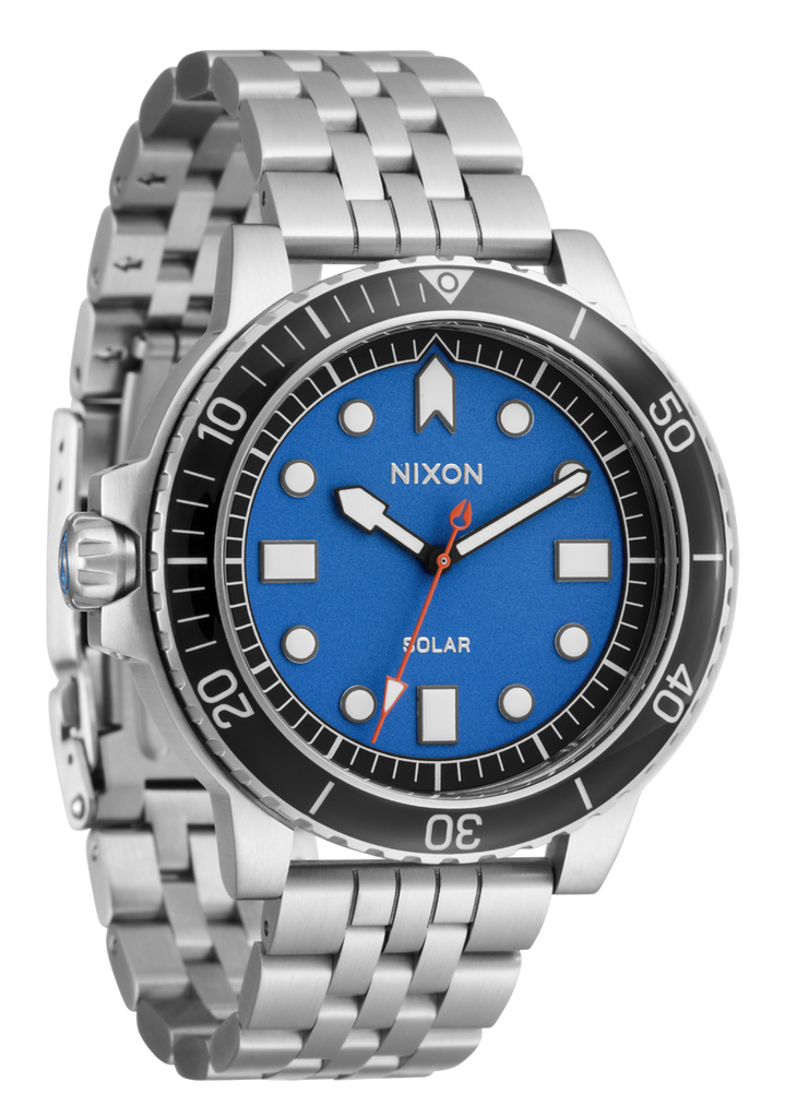 Nixon chronicle 44 hot sale