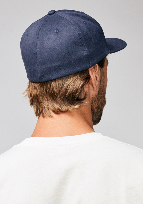 Deep Down Flexfit Athletic Fit Hat - Bleu marine uni