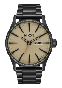 
Nixon Sentry Buckle Watch - Buckle - Noir Brossé - View 2
